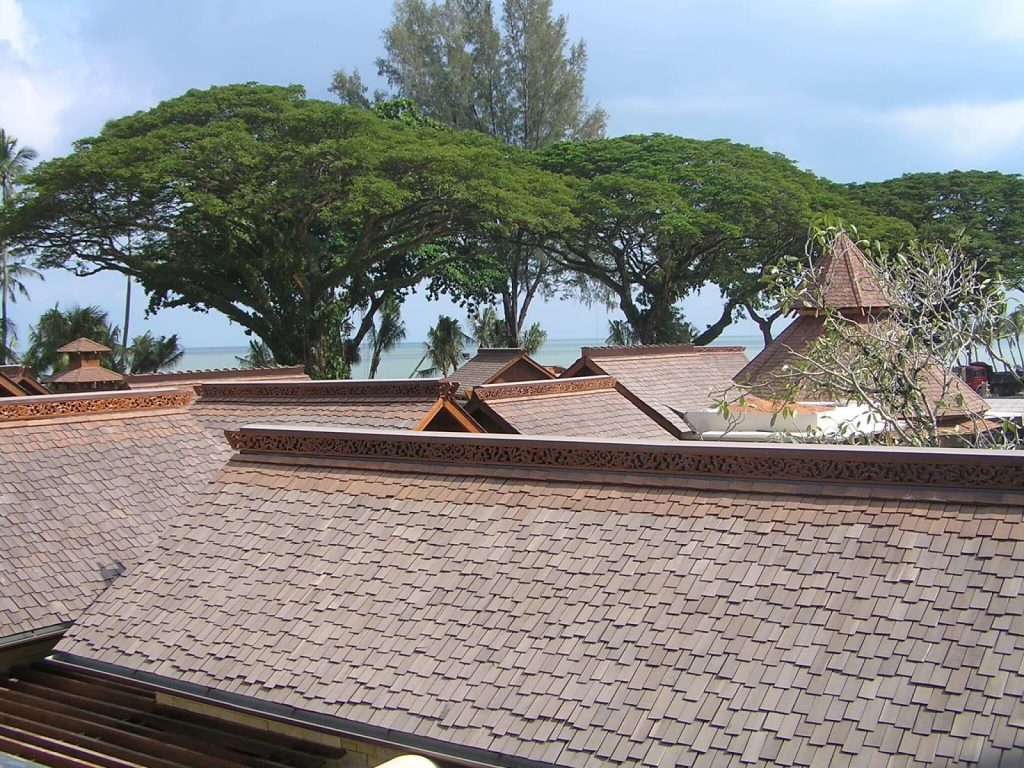 Resort with Wood Singles